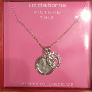 Liz Claiborne Picture This Necklace